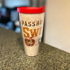 Disney Epcot Food and Wine 2021 Passholder Mickey Sweet Tervis Tumbler w Lid New